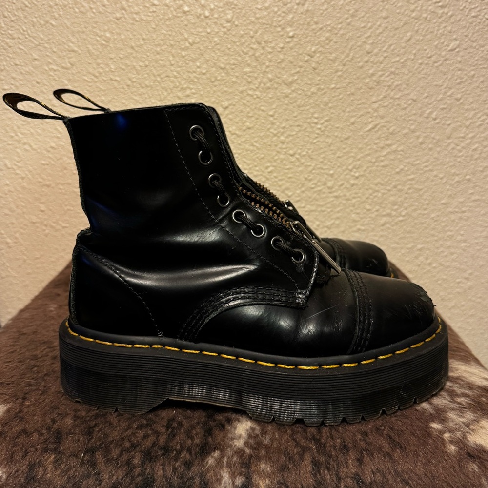 Dr. Martin’s Platform Sinclair boots